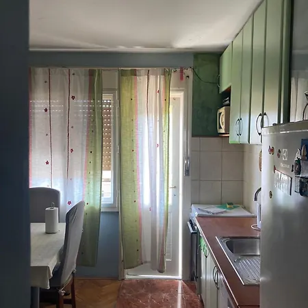 Lejlighed Apartman Zoi *